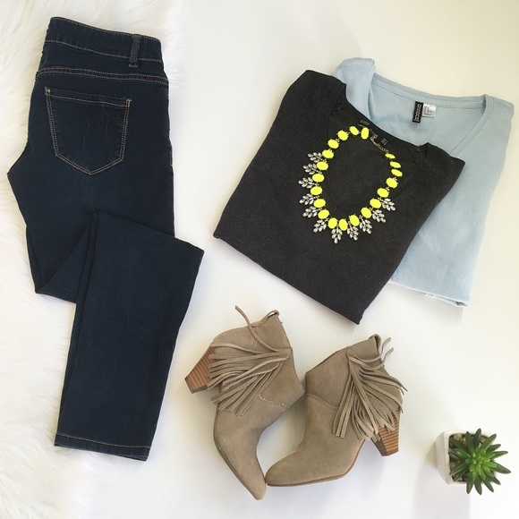 Neon statement necklace NWT - Picture 4 of 4